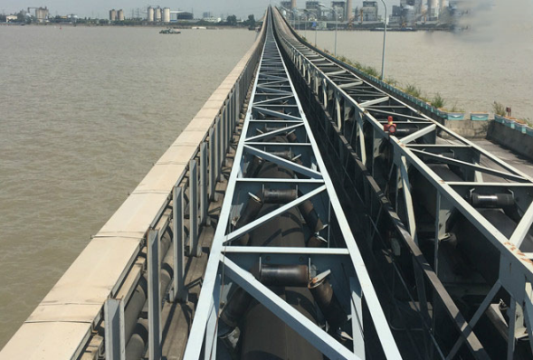 為客戶創造價值┃第二期 鋼鐵之芯，輸送非凡，為高效輸送而生 Creating value for customers┃Phase Two Core of steel, delivering the extraordinary, born for efficient transportation.